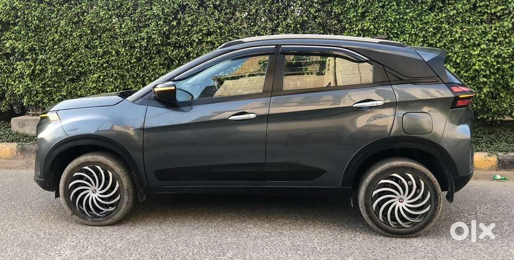 Tata Nexon 2024 Petrol Well Maintained