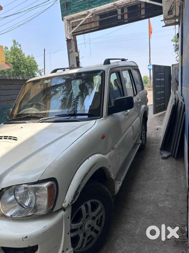 Mahindra Scorpio 2013 Diesel Well Maintained