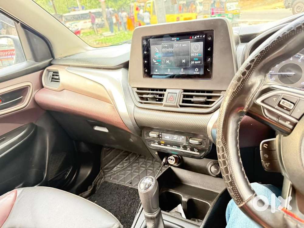 Maruti Suzuki Fronx 2024 Petrol Well Maintained