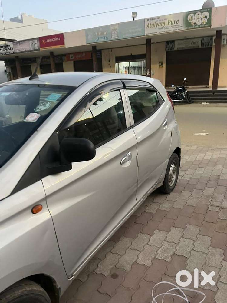 Hyundai Eon 2012 Petrol Well Maintained