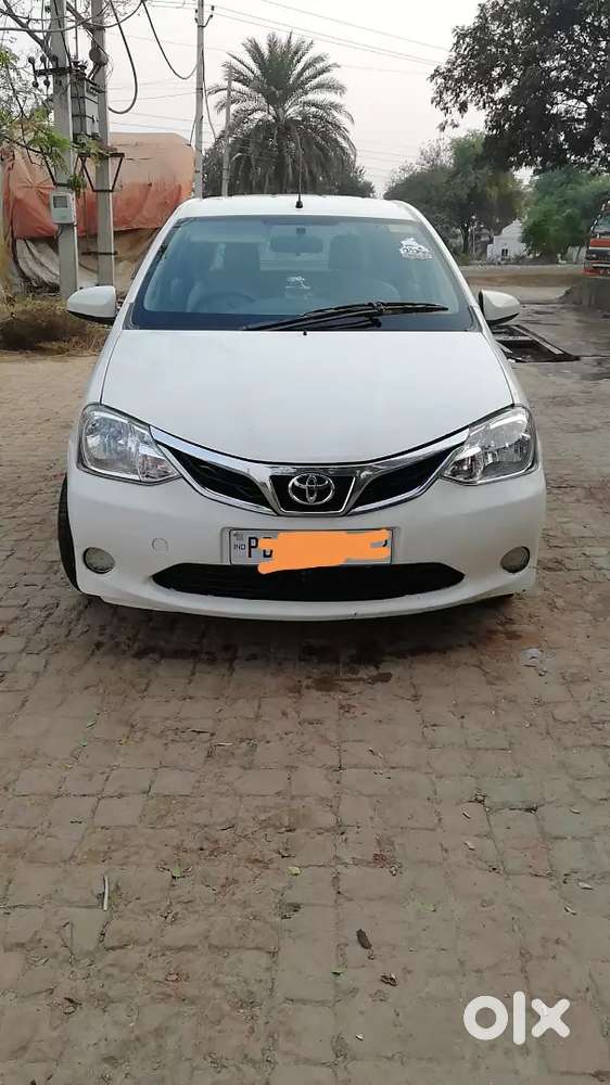 Toyota Etios Liva 2015