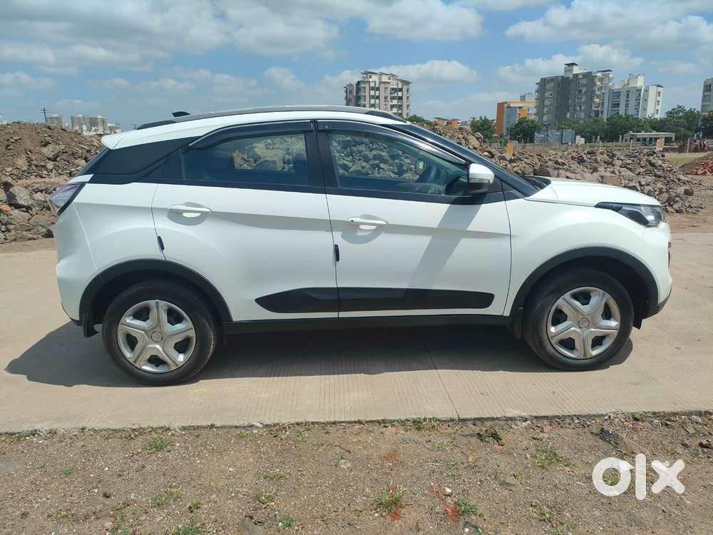 Tata Nexon 1.2 Revotron Xm Plus (s), 2022, Cng & Hybrids