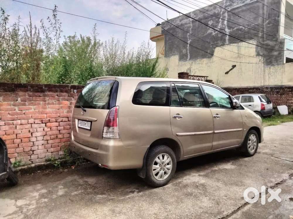 Innova Car
