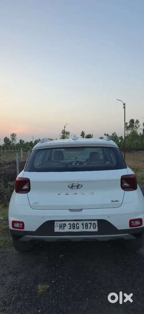 Venue Next To New Condition Lady Doctor Driven