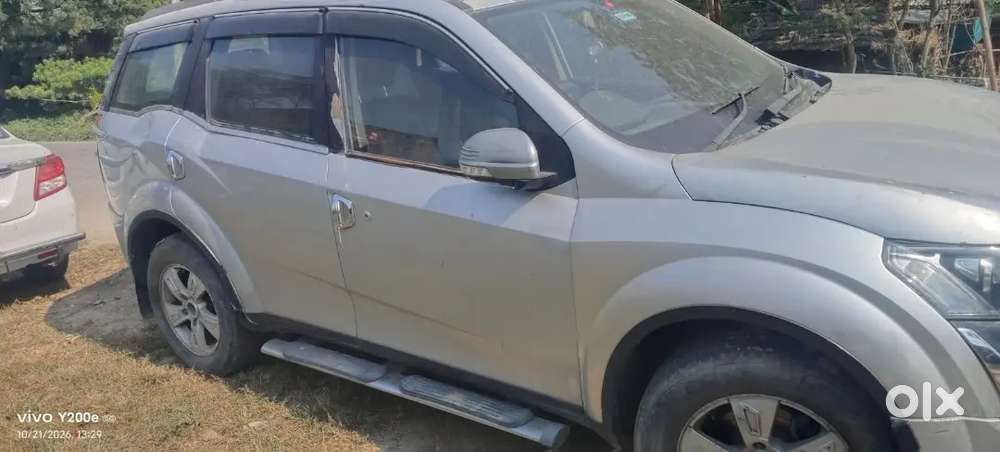 Mahindra Xuv500 W8 2014 Car