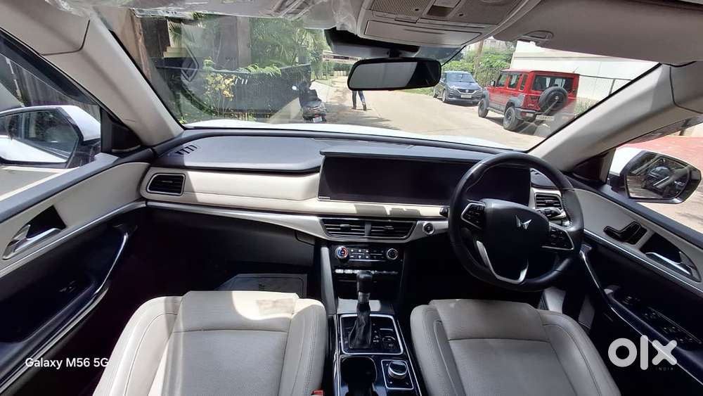 Mahindra Xuv700 Ax7 Luxury Pack Awd, 2022, Diesel