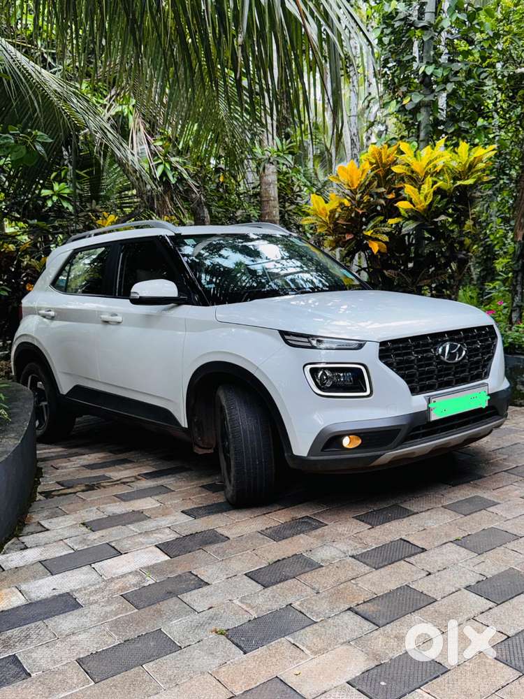 Brand New Condition, New Battery, Alloy Wheel, Sunroof