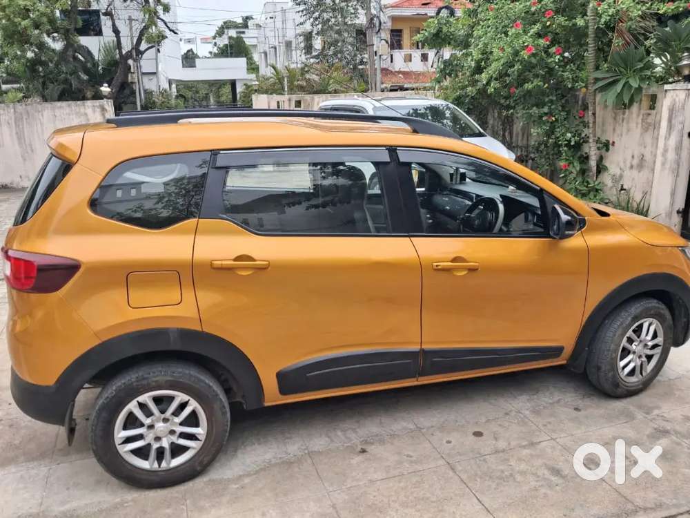 Renault Triber Rxt 2023 Automatic
