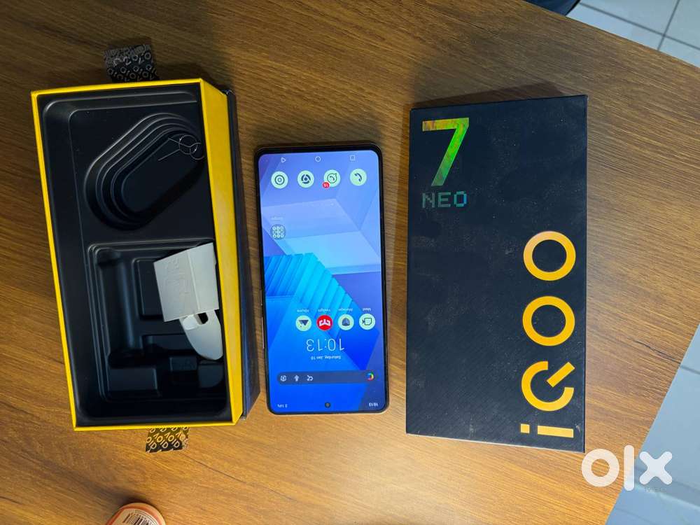 iQOO Neo 7 Pro 5G (Fearless Flame Orange) – Excellent Condition