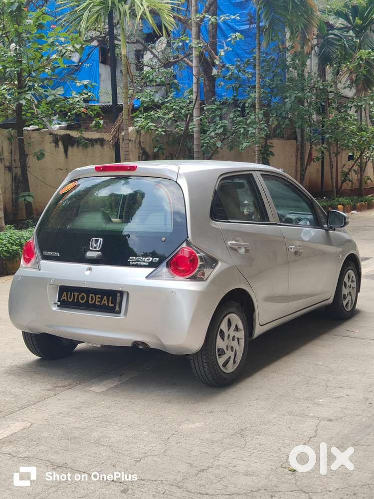 Honda Brio V Mt, 2014, Petrol