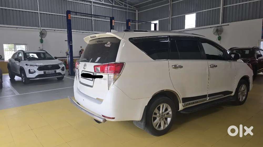 Toyota Innova Crysta 2017 Diesel Manual