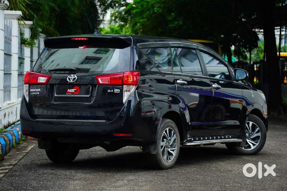 Toyota Innova Crysta 2.4 V, 2024, Diesel