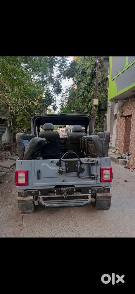 Mahindra Jeep