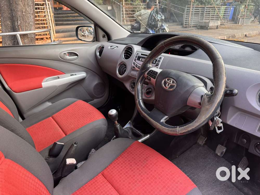 Toyota Etios 2010-2012 Vx, 2011, Petrol