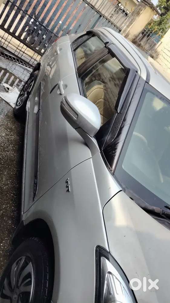 Maruti Suzuki Dzire 1.2 2016