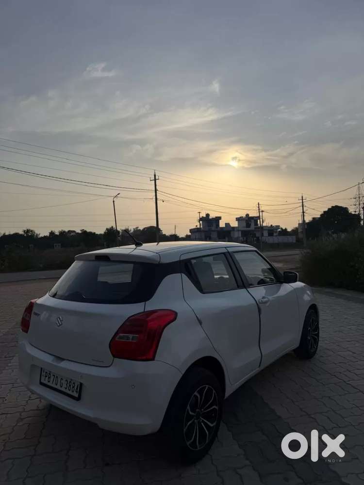 Maruti Suzuki Swift Vxi, 2021, Petrol