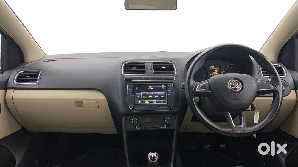 Skoda Rapid 1.0 Ambition Tsi, 2020, Petrol