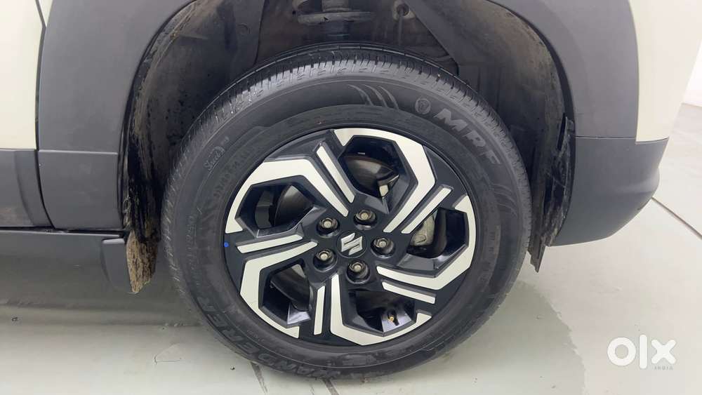 Maruti Suzuki Brezza Zxi Plus At, 2022, Petrol