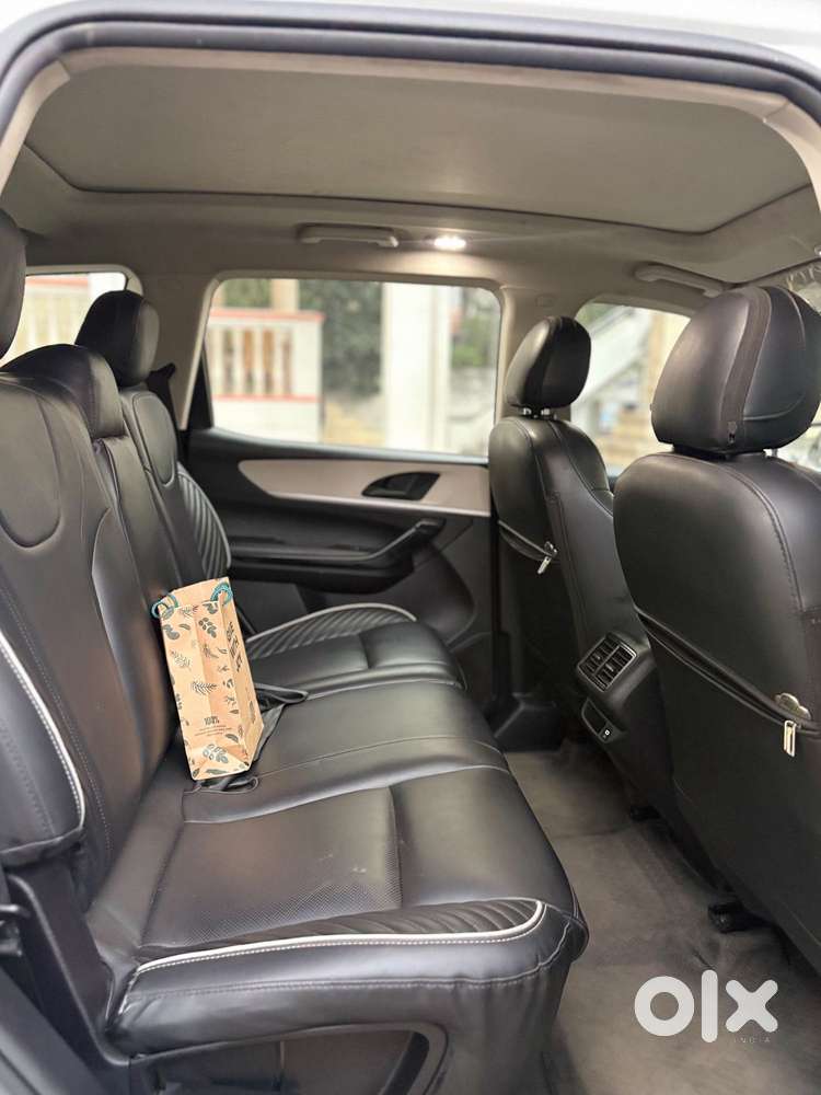 Mahindra Xuv700 2.2 Ax 5 Diesel Mt 7 Str, 2023, Diesel