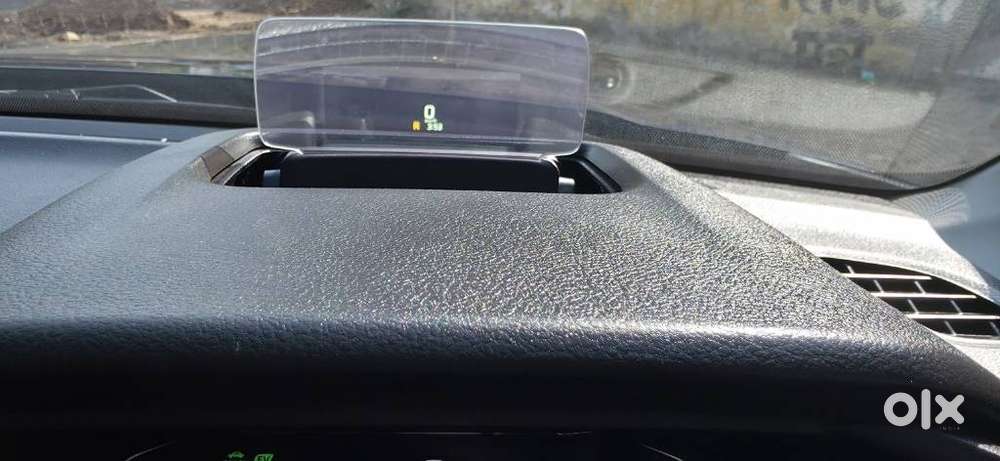 Maruti Suzuki Grand Vitara 1.5 Alpha Plus Intelligent Hybrid Ecvt, 2..