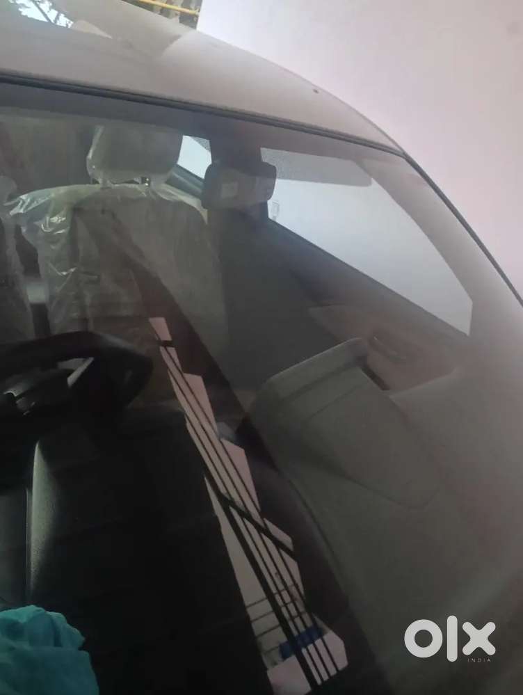 Maruti Suzuki Dzire 2025 Petrol 4000 Km Driven