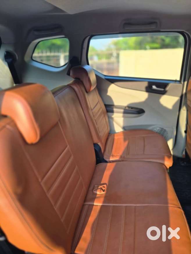 Renault Triber Rxz, 2022, Petrol