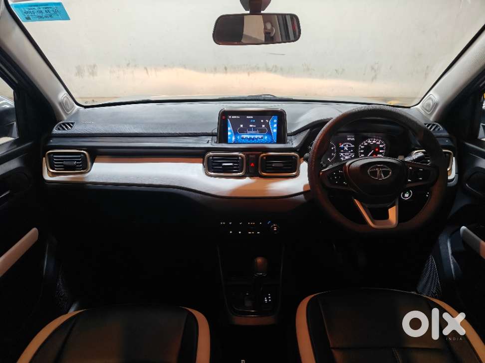 Tata Punch 1.2 Revotron Accomplished Dazzle Pack Amt, 2022, Petrol