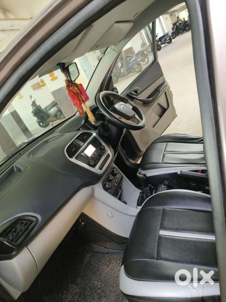 Tata Tiago 1.2 Revotron Xt Option, 2016, Petrol