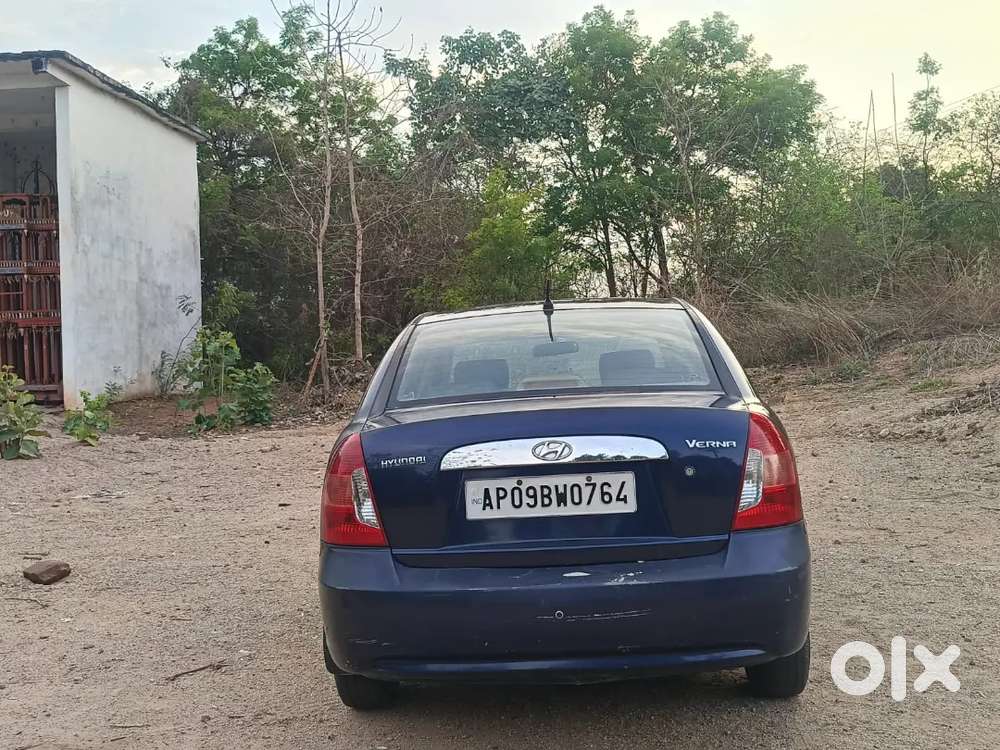 Hyundai Verna 2009 Car