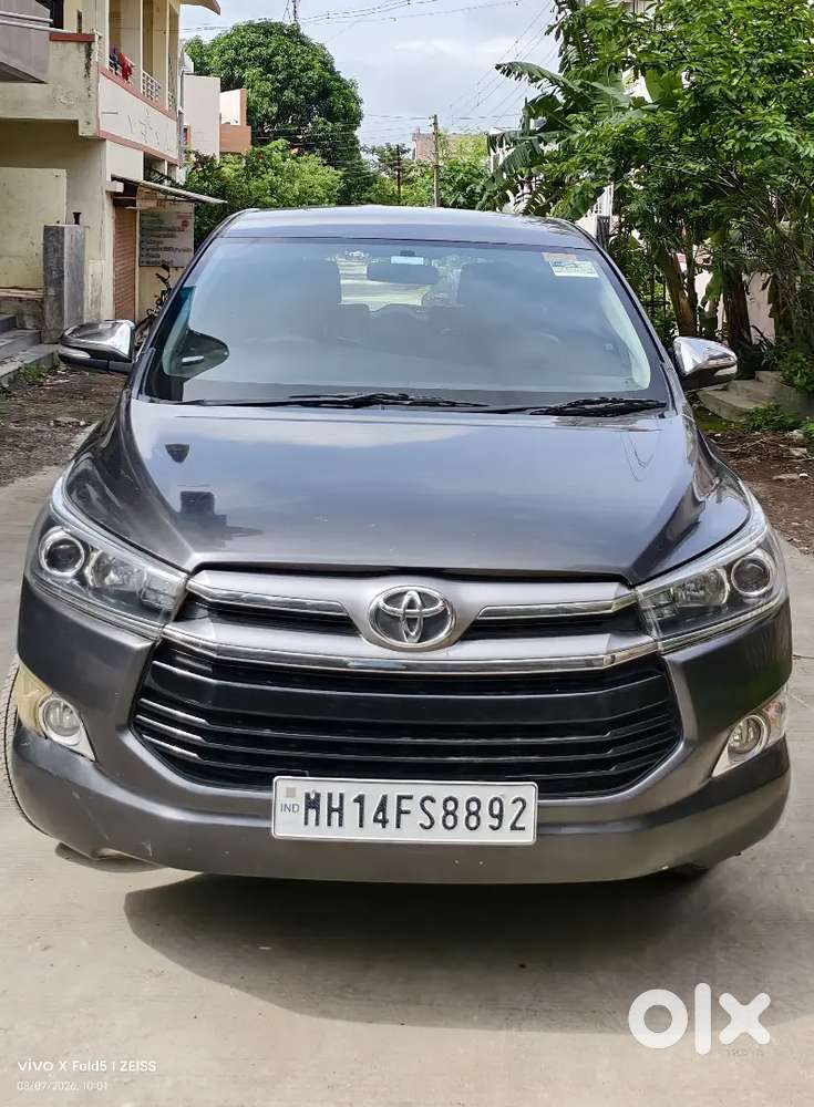 Toyota Innova Crysta 2016 Automatic 2.8 Z