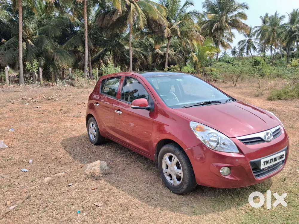 Hyundai I20 Asta Petrol Manual 2010
