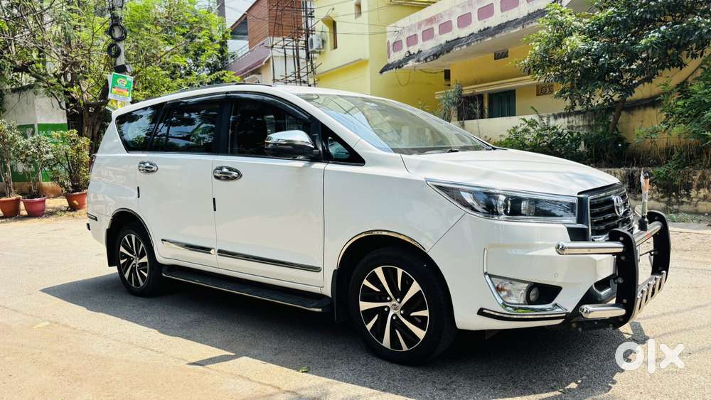 Toyota Innova Crysta 2.4 Z 7 Str, 2023, Diesel