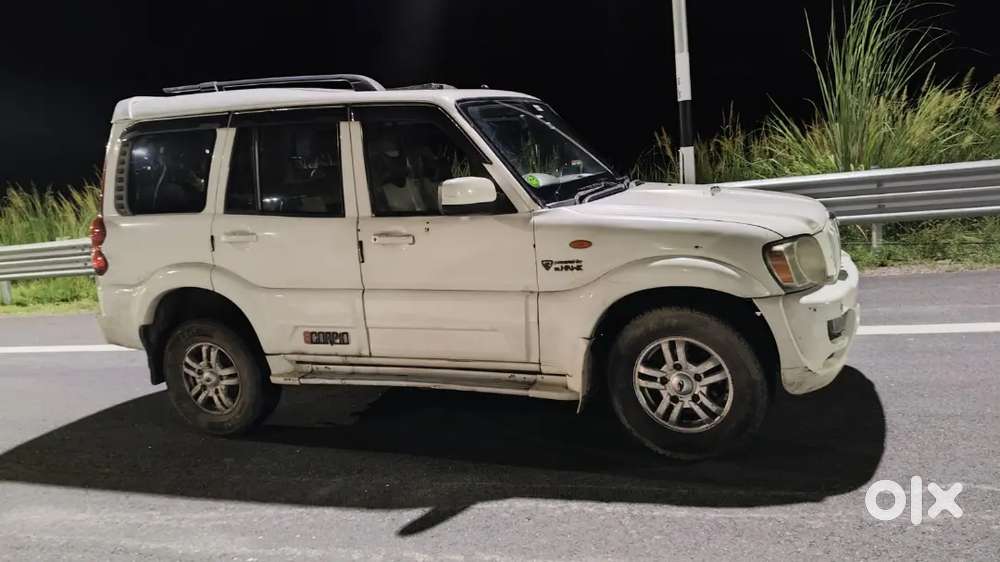 Mahindra Scorpio 2013 Diesel Manual