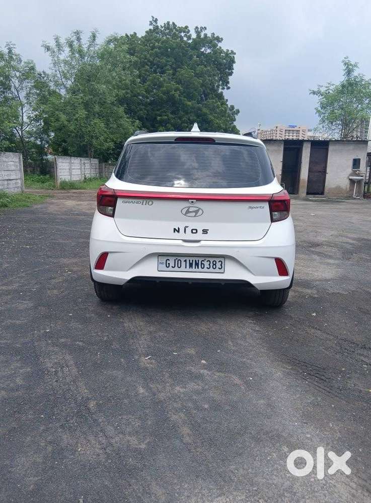Hyundai Grand I10 Nios Sportz, 2023, Cng & Hybrids