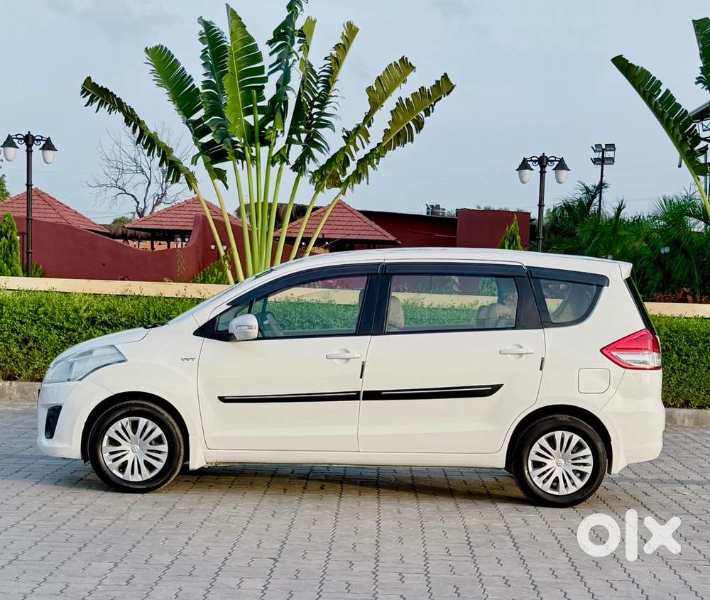 Maruti Suzuki Ertiga Vxi Abs Bs Iv, 2014, Petrol