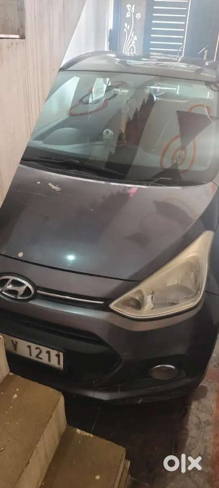Hyundai Grand I10 2015 Petrol Year