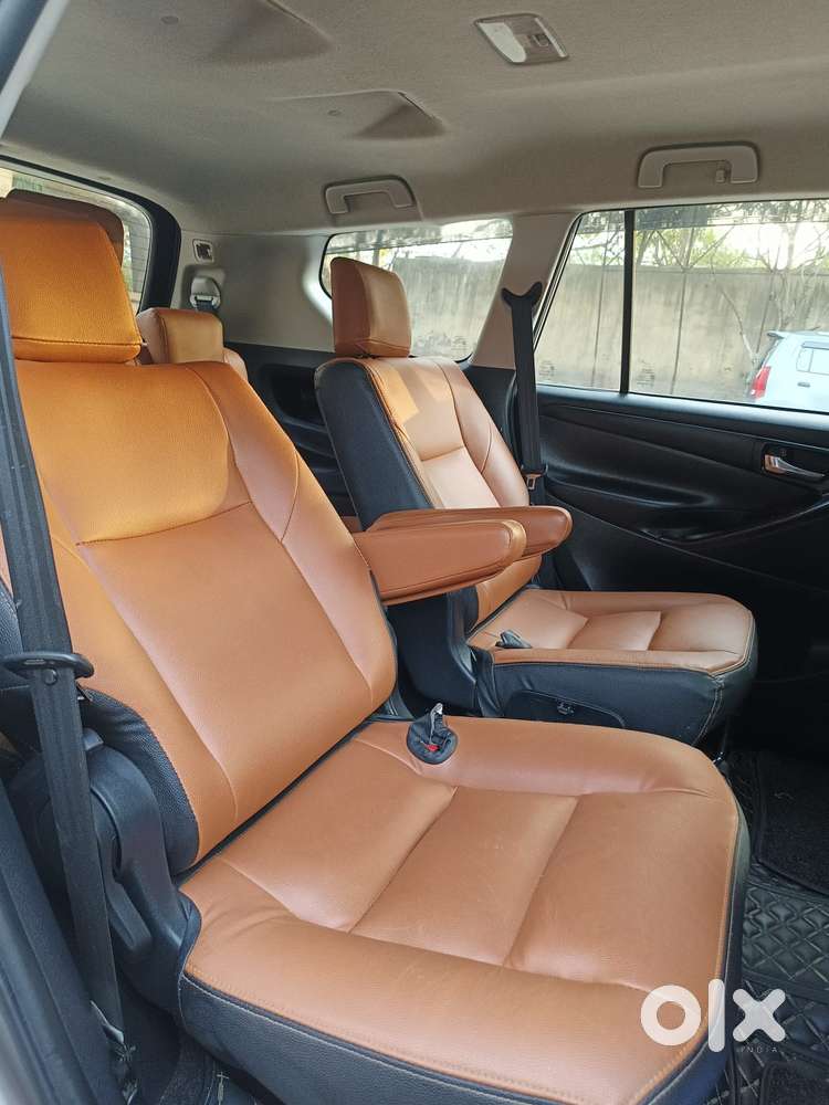 Toyota Innova Crysta 2.4 G Mt 8s, 2019, Diesel