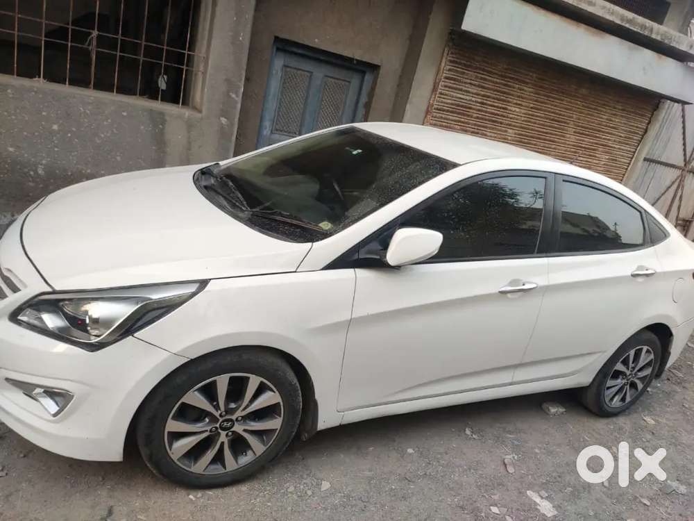 Hyundai Verna Crdi 2015 Diesel Automatic