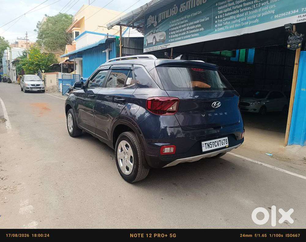 Hyundai Venue S Plus Mt 1.2 Kappa, 2022, Petrol