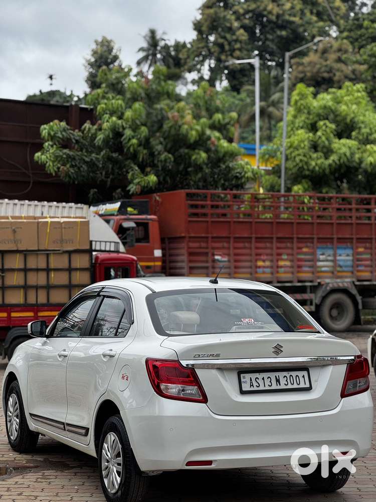 Maruti Suzuki Swift Dzire 1.3 Vxi, 2021, Petrol