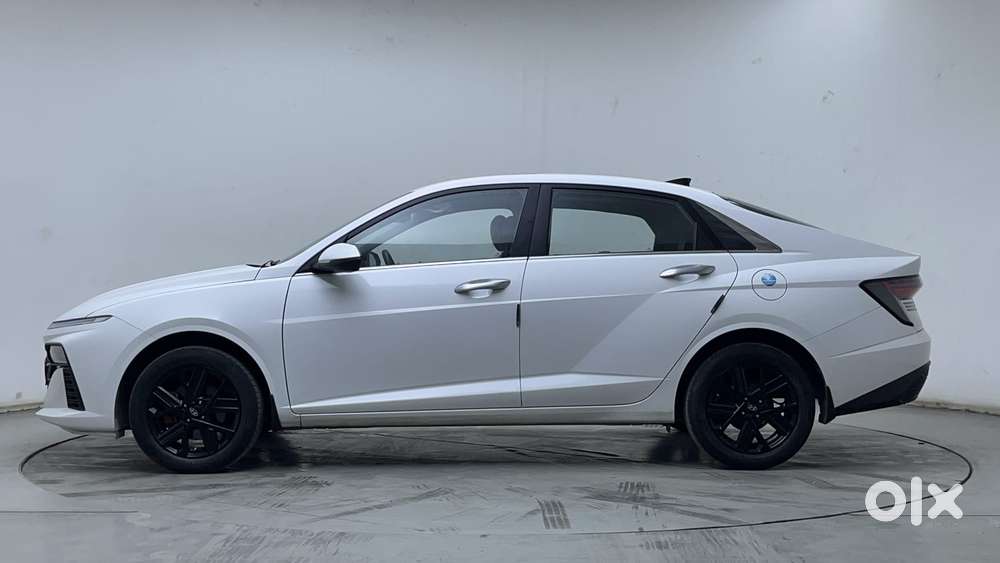 Hyundai Verna 1.5 Sx Turbo Petrol Mt, 2023, Petrol