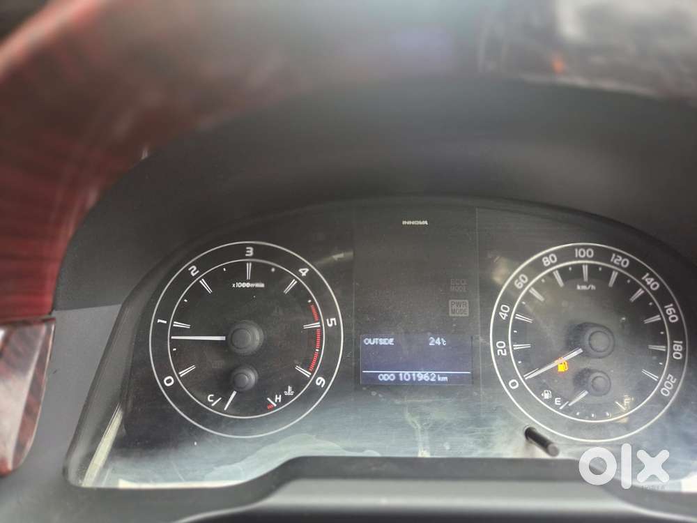 Toyota Innova Crysta 2.4 G Mt, 2016, Diesel