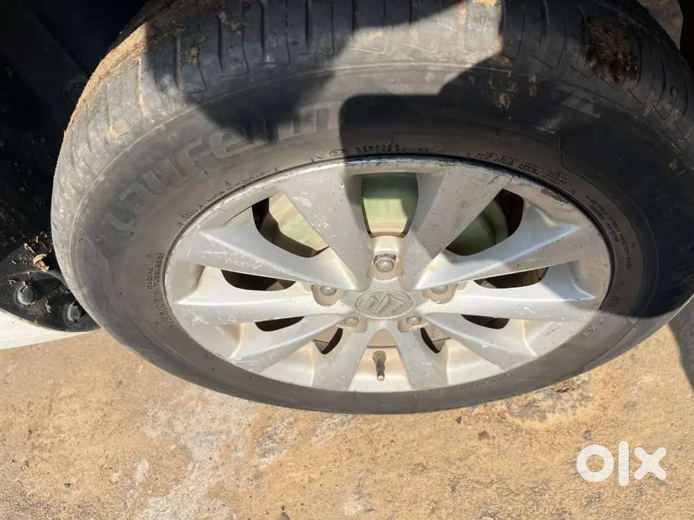 Maruti Suzuki Ertiga 2015 Diesel 180000 Km Driven