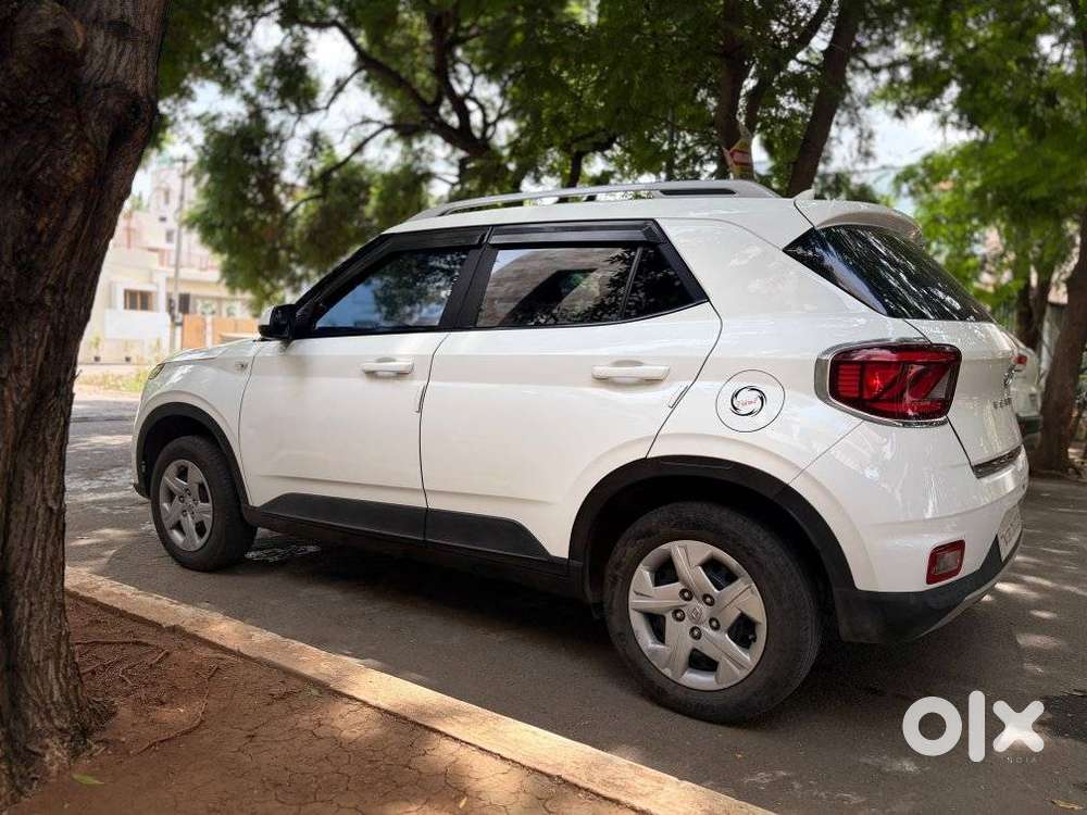 Hyundai Venue S, 2019, Petrol