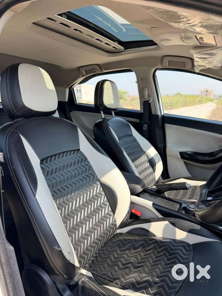 Tata Nexon 1.2 Revotron Xz Plus (s), 2023, Petrol