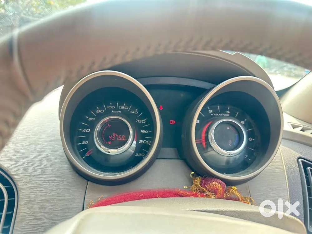 Mahindra Xuv500 2015 Diesel 45000 Km Driven