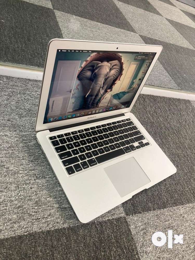 Apple MacBook Air 13.3 ” i5 8GB 128GB 2012 A1466 Refurbished