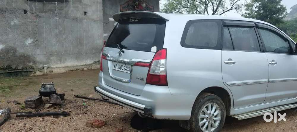 Toyota Innova 2012 Diesel 160000 Km Driven