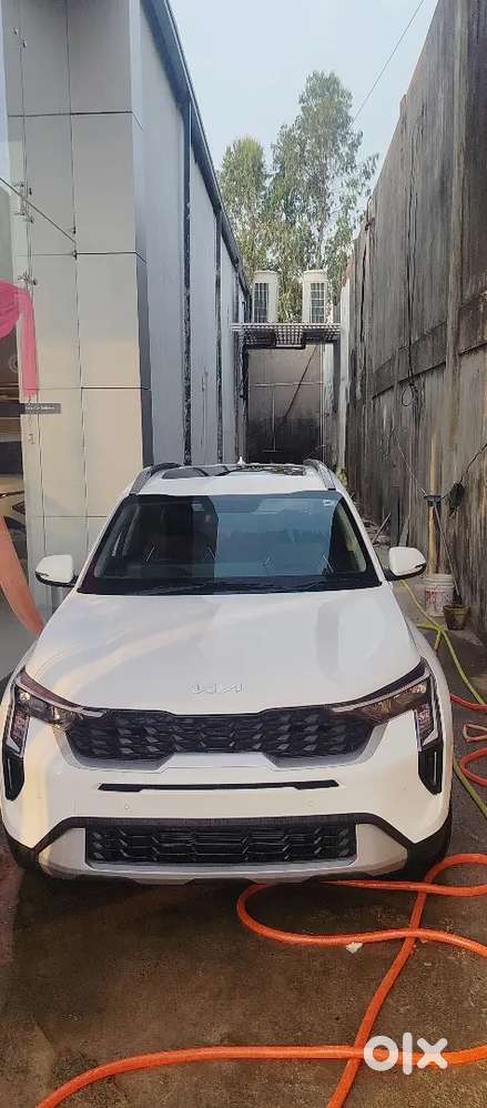 Kia Sonet 2025 Petrol Well Maintained