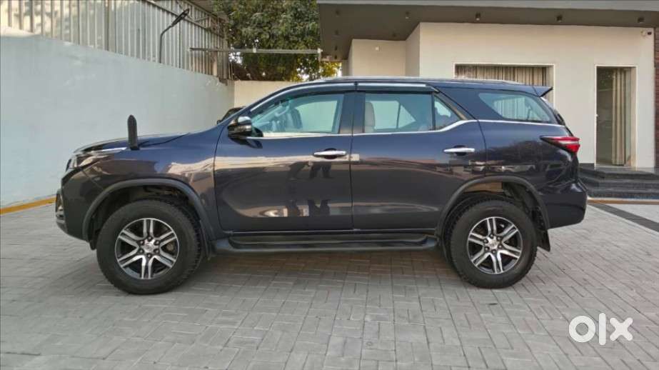 Toyota Fortuner 4x2 At 2.8 Diesel, 2022, Diesel